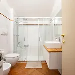 Modern & Minimalist Flat -4people- Fully Equipped Daire