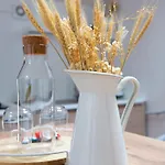 Modern & Minimalist Flat -4people- Fully Equipped