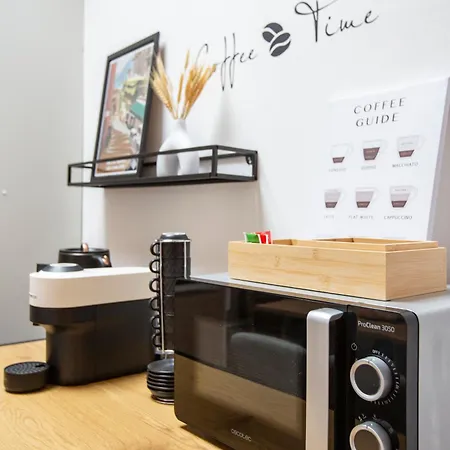 Modern & Minimalist Flat -4people- Fully Equipped Côme