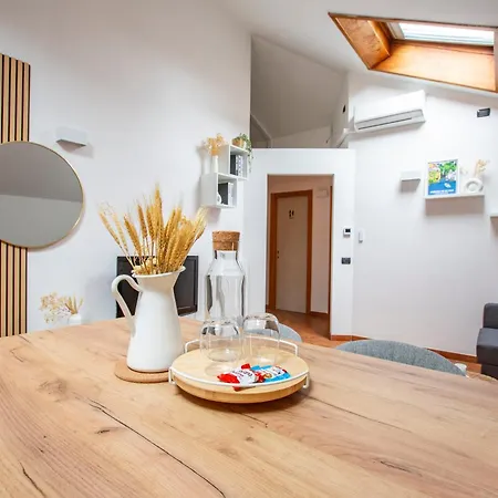 Apartamento Modern & Minimalist Flat -4people- Fully Equipped