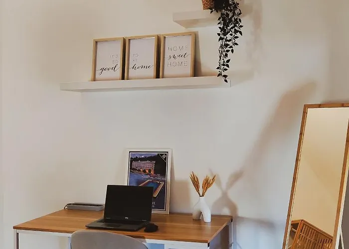 Modern & Minimalist Flat -4people- Fully Equipped * 科莫