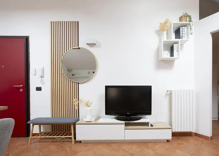 Modern & Minimalist Flat -4people- Fully Equipped Como