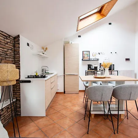 Modern & Minimalist Flat -4people- Fully Equipped