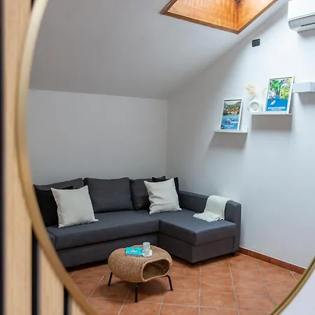 Διαμέρισμα Modern & Minimalist Flat -4people- Fully Equipped