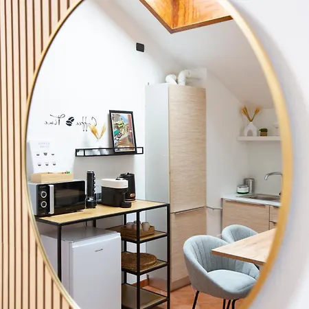 Modern & Minimalist Flat -4people- Fully Equipped *